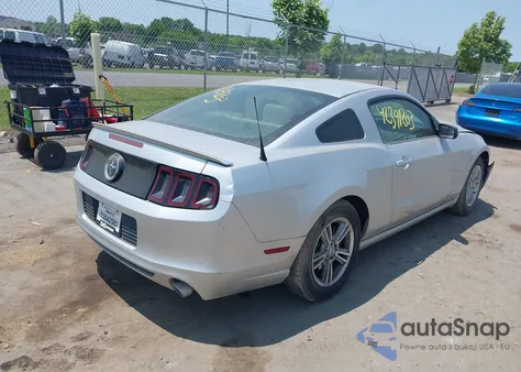 2013 Ford Mustang V6 из США, поврежденный, VIN 1ZVBP8AM2D5203675